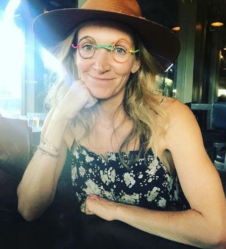 Samantha Hemsworth was born on August 14, 1980.